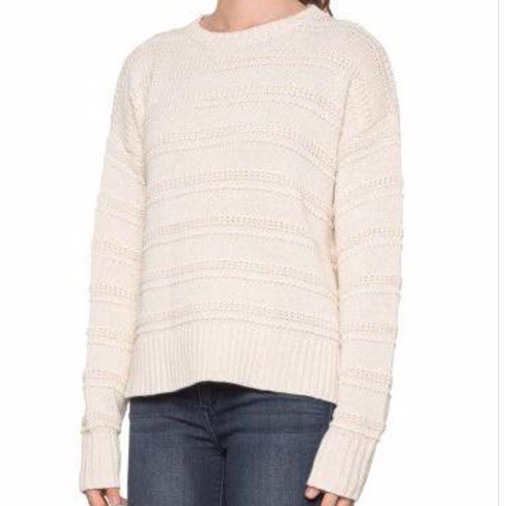 CUPCAKES and CASHMERE NWT Textured Pullover Knit Hi Low Hem Sweater in Cream